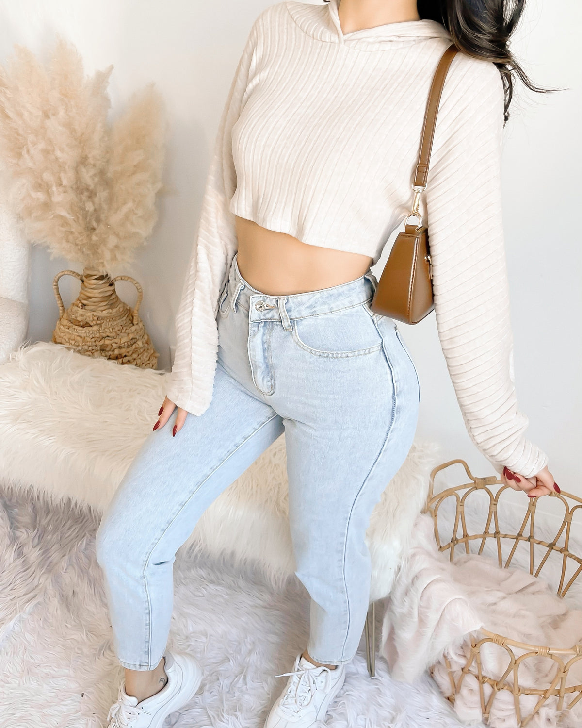 ANNA BUTTER SOFT CROPPED HOODIE