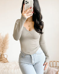 CARTER STRIPED TOP (FADED OLIVE)