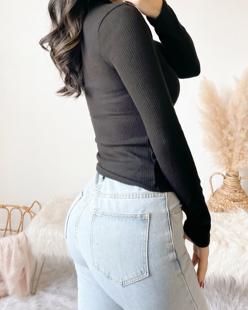 CECILIA ZIP TOP (CHOCOLATE)