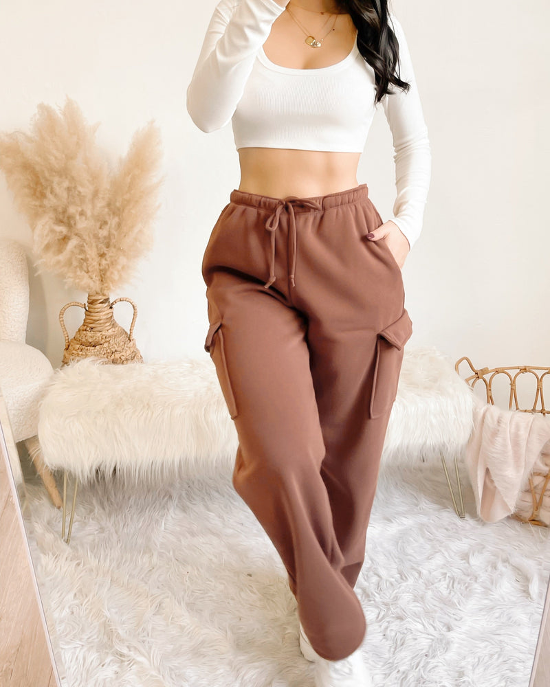 GWEN FLEECE LINED STRAIGHT LEG CARGO PANTS (BLACK)
