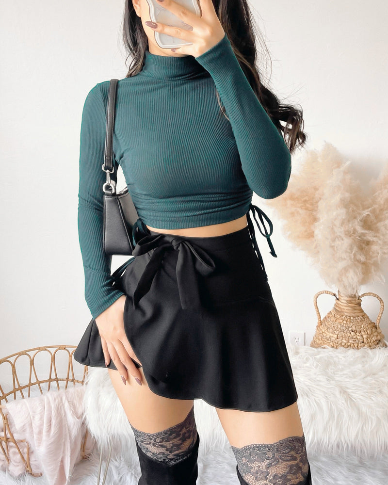 RESTOCKED! REMI ADJUSTABLE RUCHED RIBBED TOP (BLACK)