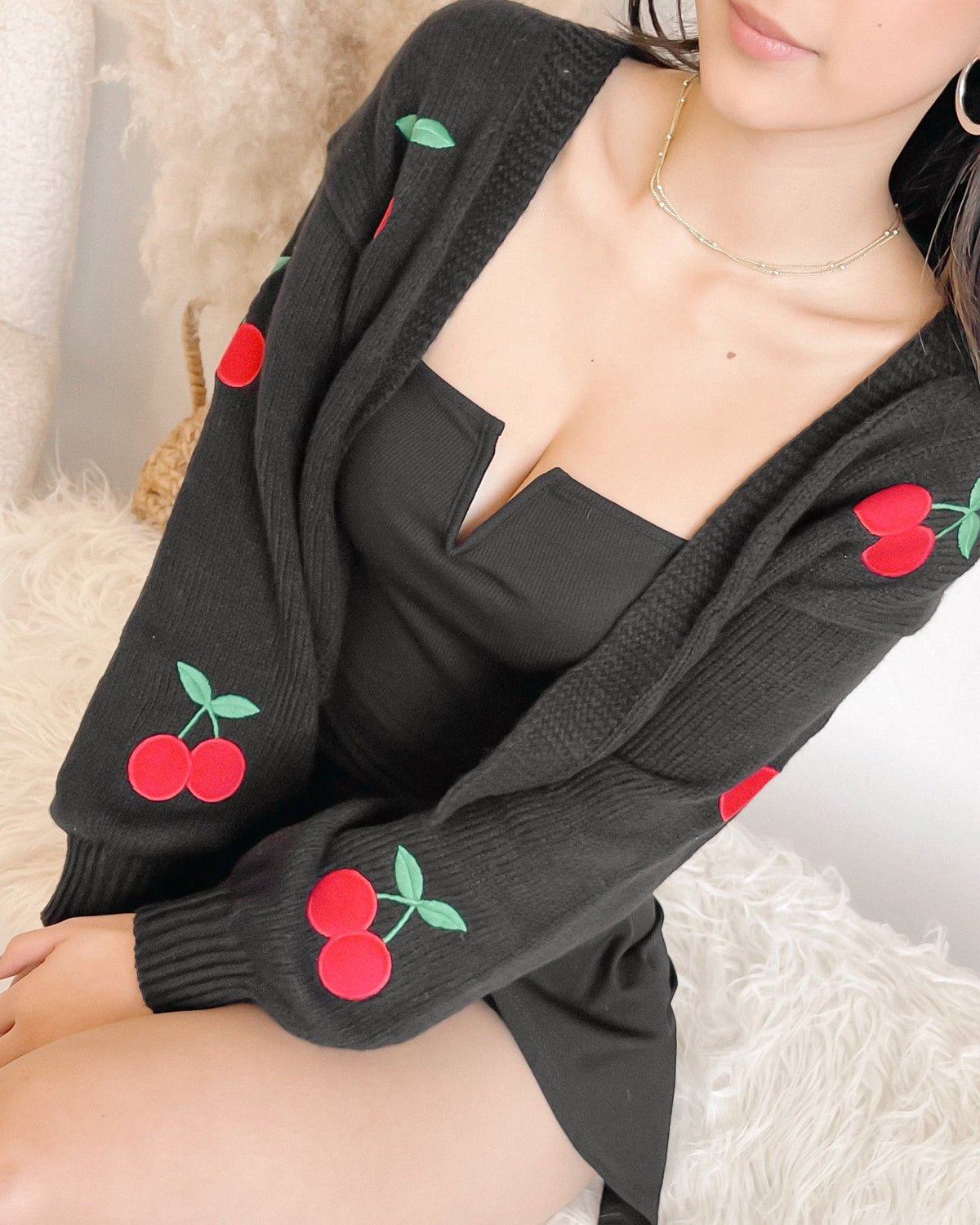 CHERRY ON TOP CROP CARDIGAN (IVORY)