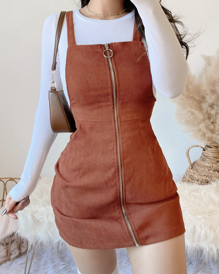 (PREORDER) AMBER ZIP UP DRESS
