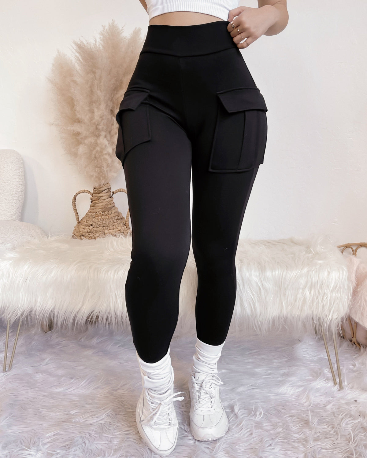 RESTOCKED! IN MY OWN LANE CARGO LEGGING PANTS (KHAKI)